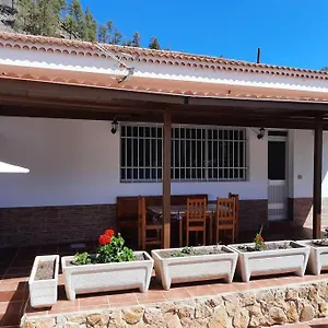 Cipreses. Cercados De Araña Сasa de vacaciones San Bartolomé